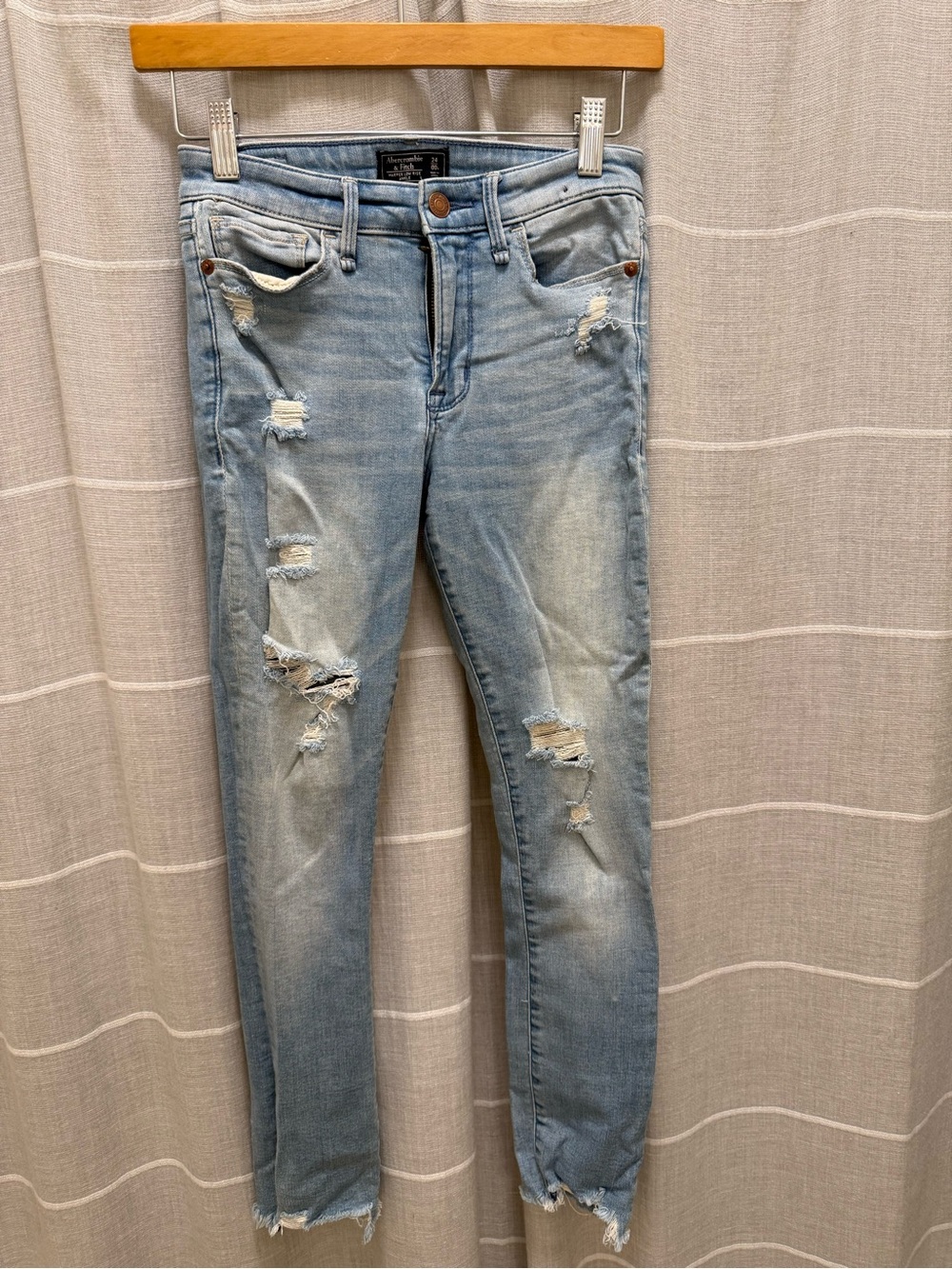 Abercrombie & Fitch Light Blue Distressed Skinny Jeans
